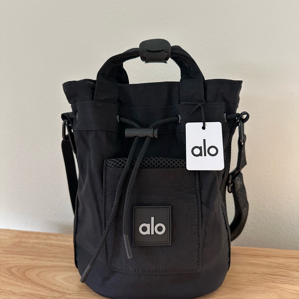 ALO Yoga Cross Body Bucket Bag